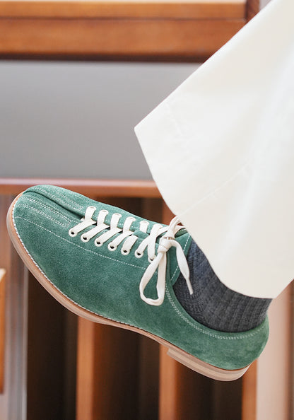 Vintage bowling shoes