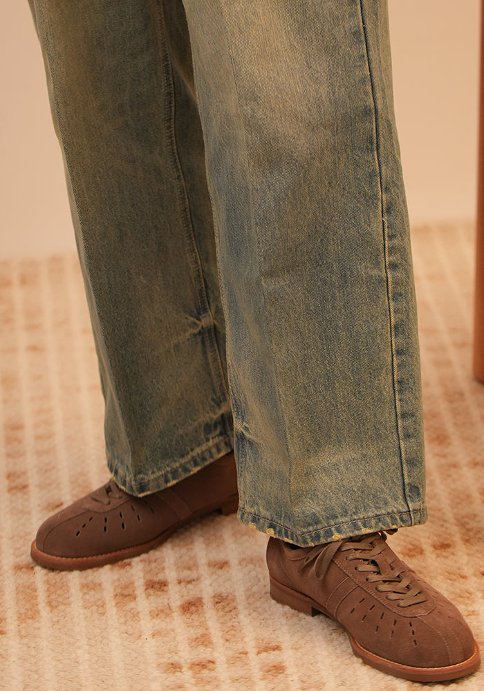 Vintage bowling shoes