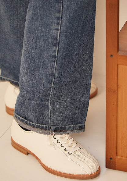 Vintage bowling shoes