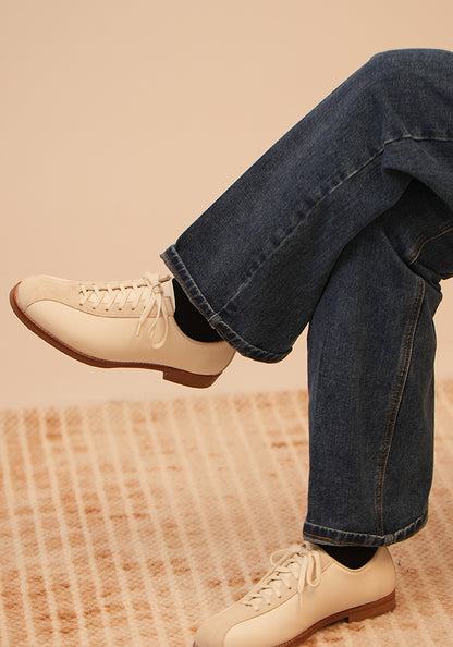 Vintage bowling shoes