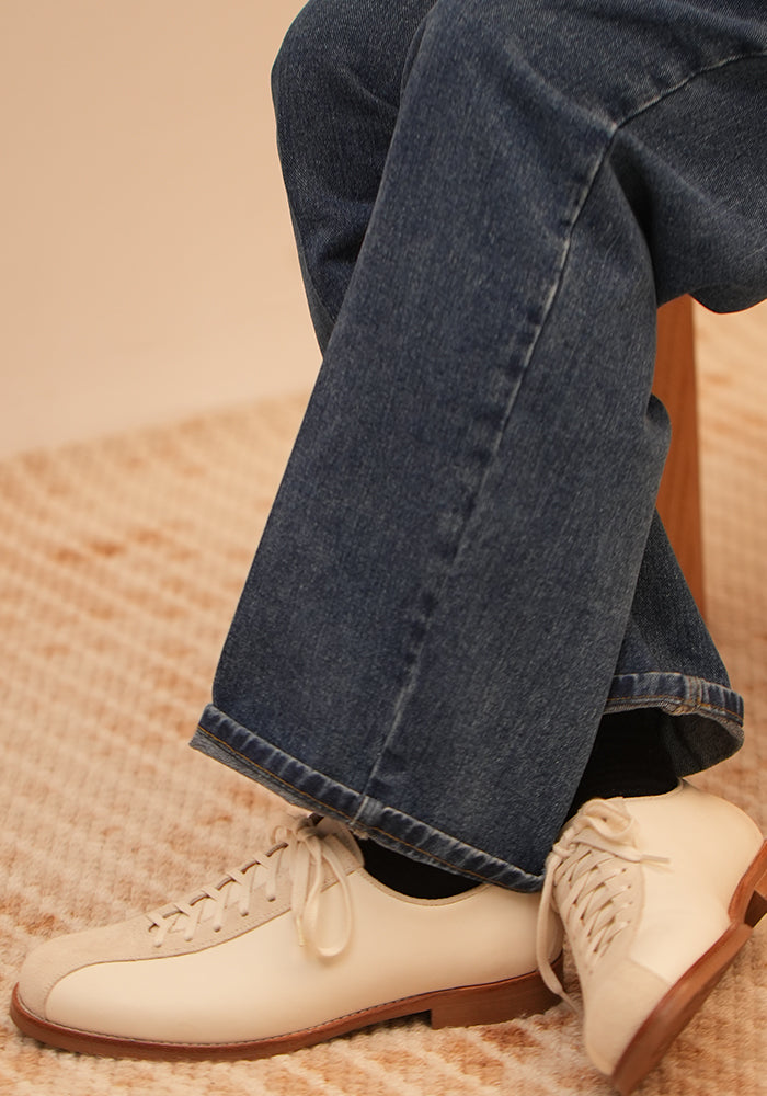 Vintage bowling shoes